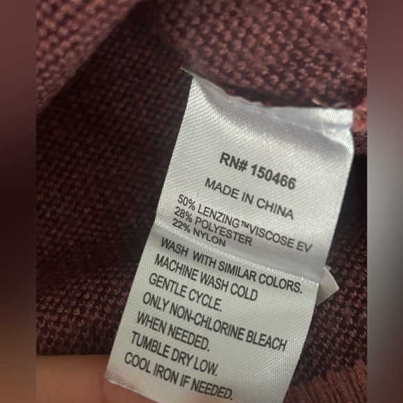 NWOT Colorblock Sweater - Picture 6 of 9